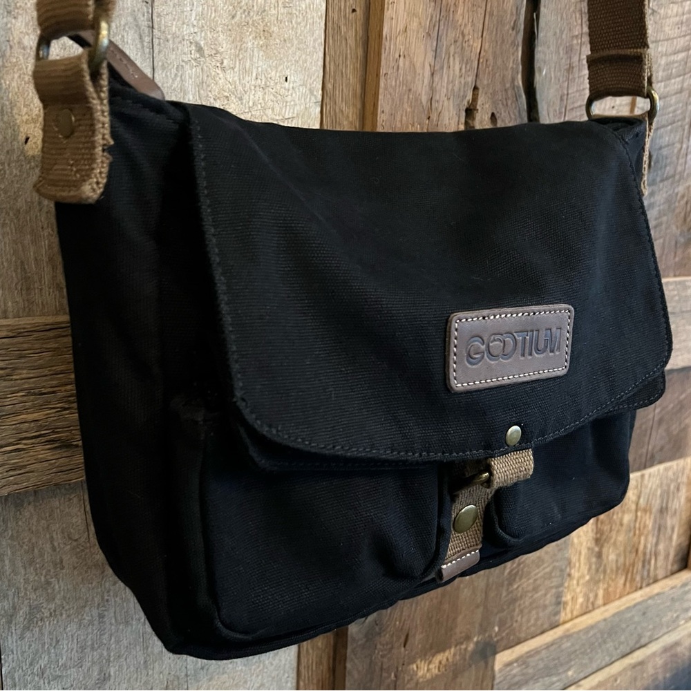 Canvas Messenger Bag